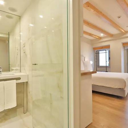 Boulevard Boutique *