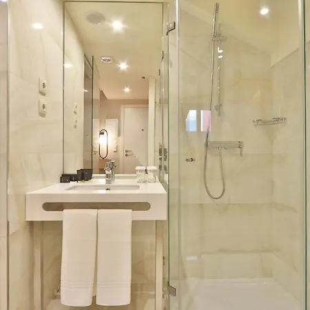 Boulevard Boutique *