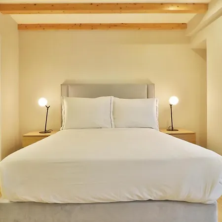 Daire Boulevard Boutique *